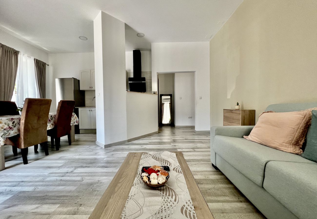 Apartamento en Alicante - Plaza de Toros by United Renters