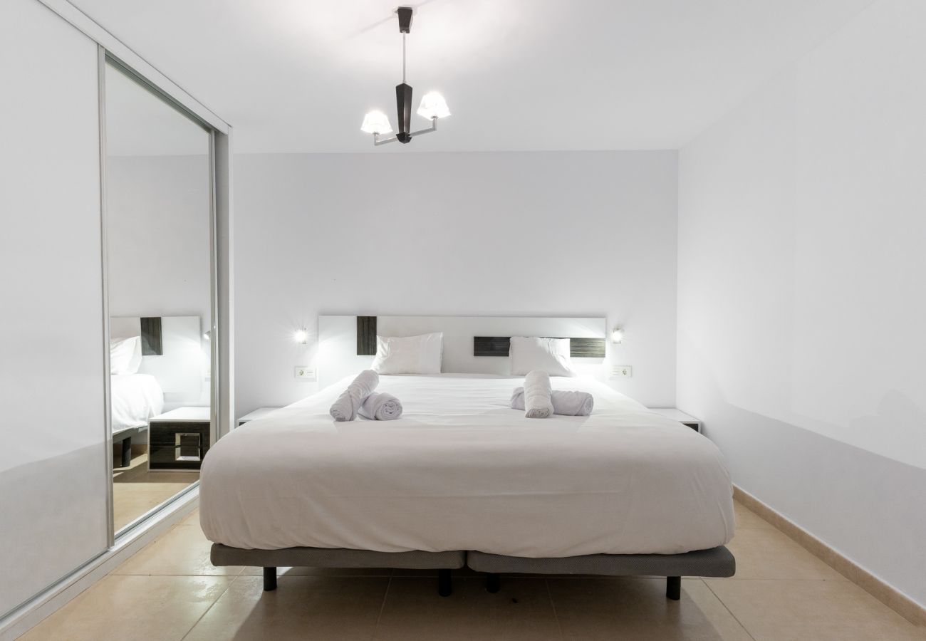 Casa adosada en Torrevieja - Gandhi White Villa by Perfectly Rentals