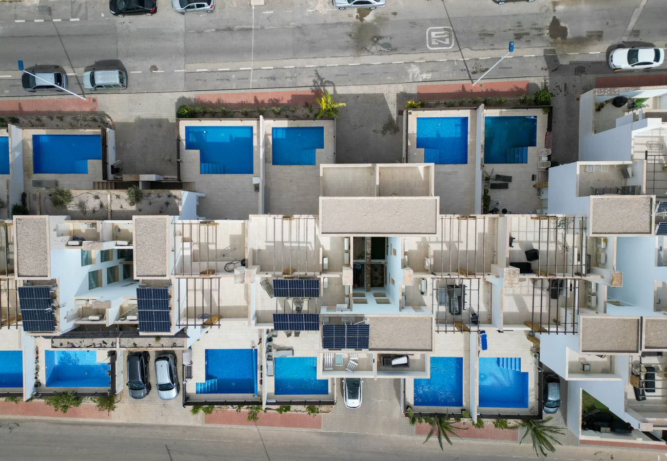 Casa adosada en Torrevieja - Gandhi White Villa by Perfectly Rentals