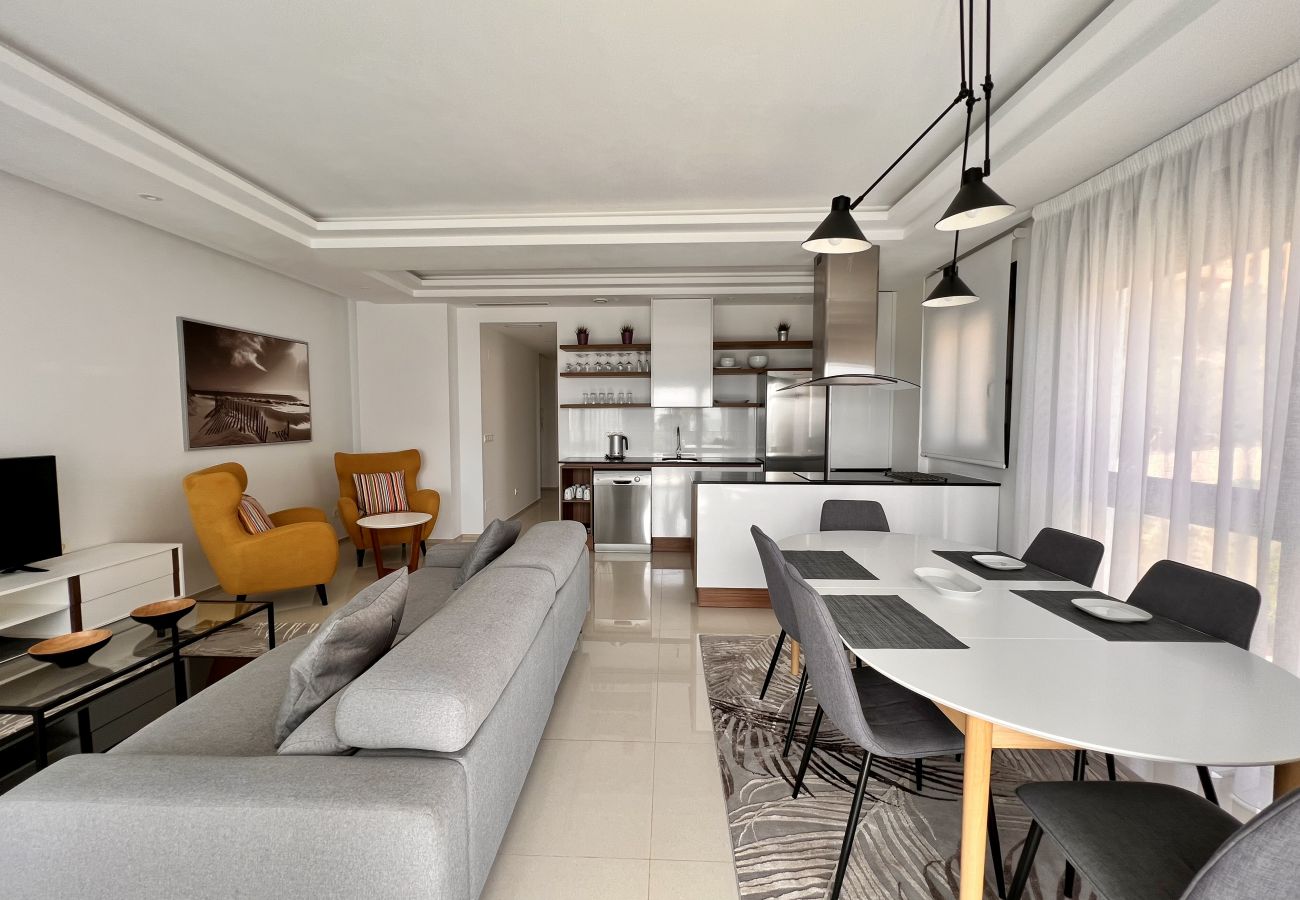 Apartamento en Arenales del Sol - Sun Apartment Los Arenales by United Renters