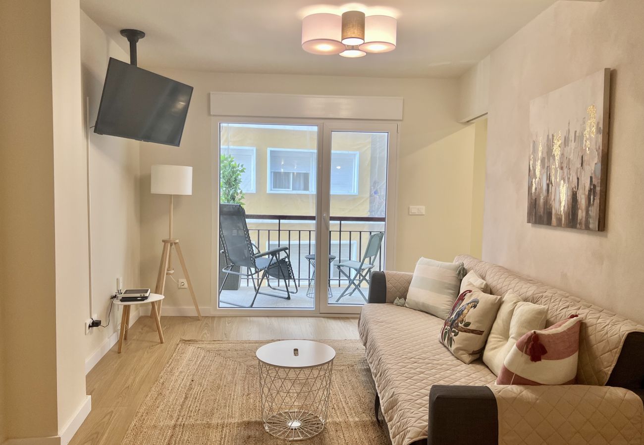 Apartamento en Alicante - Cozy San Cristobal Apartment in Heart of Alicante