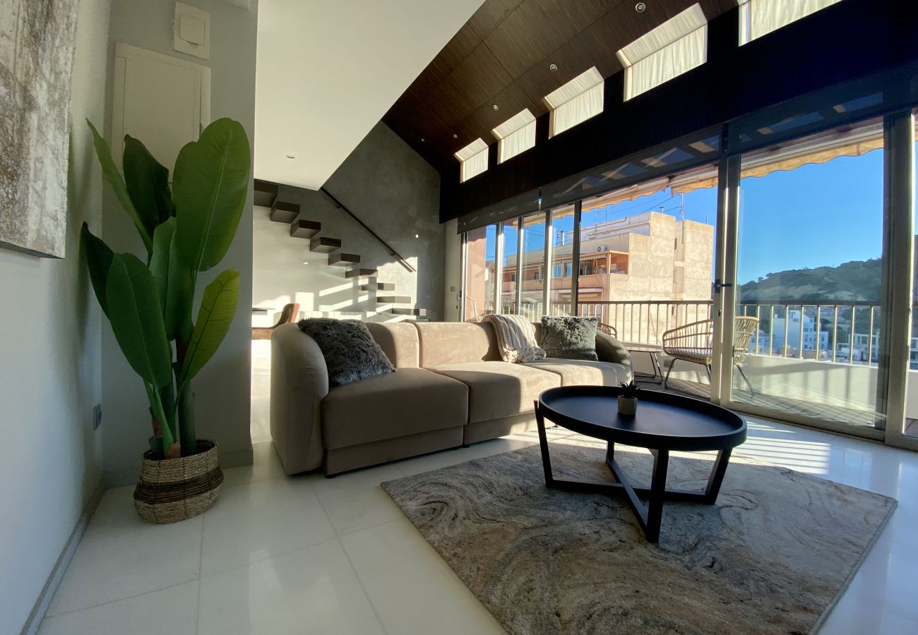 Apartamento en Alicante - Penthouse with Castle view