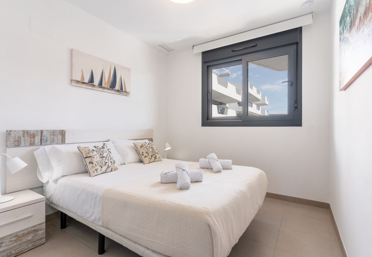 Apartamento en Arenales del Sol - Arenales Bahia Penthouse by Perfectly Rentals