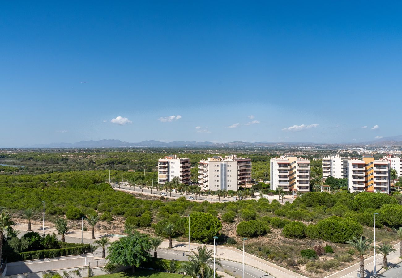 Apartamento en Arenales del Sol - Arenales Bahia Penthouse by Perfectly Rentals