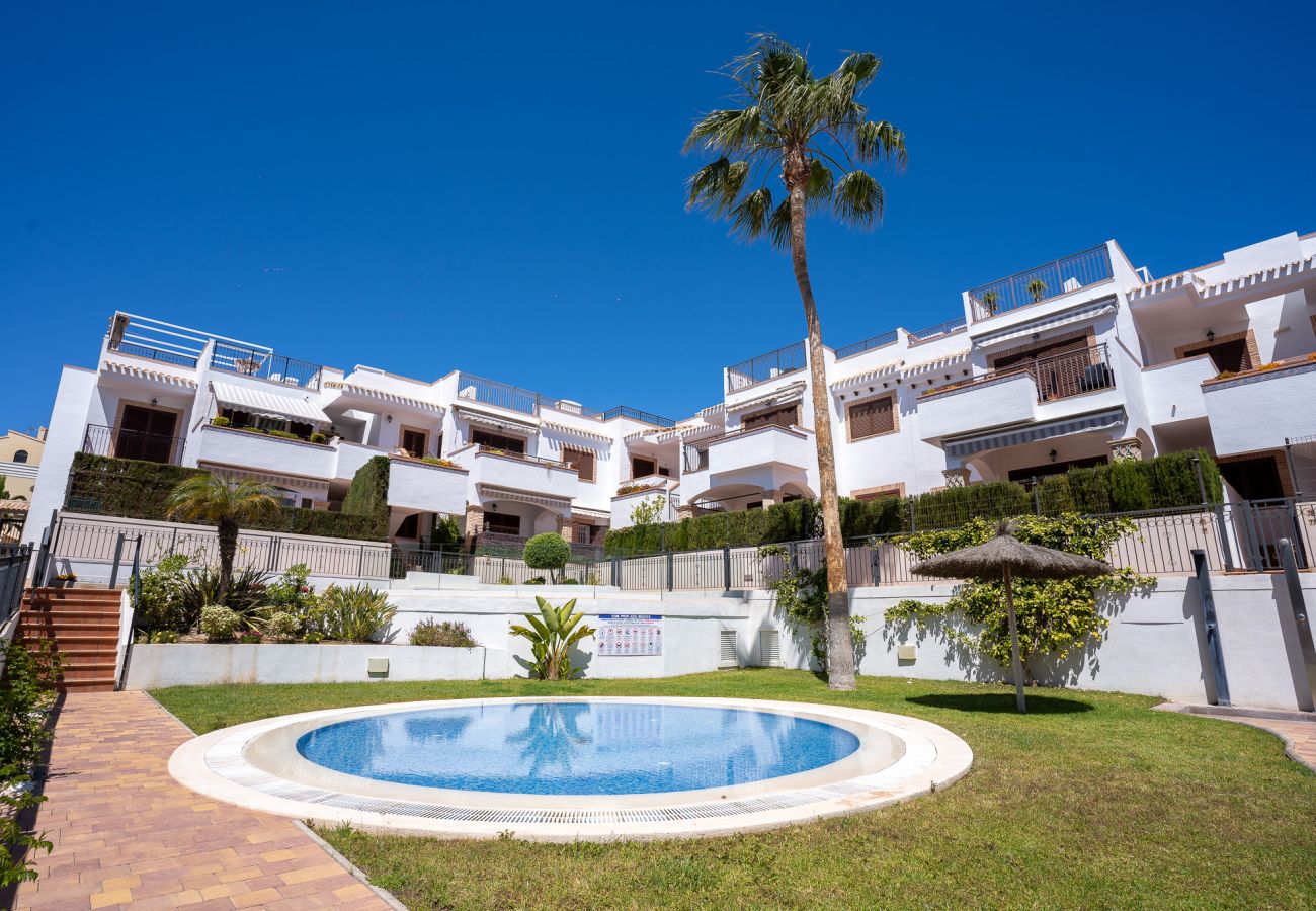 Bungalow en Torrevieja - Pura Vida Beach Apartment by Perfectly Rentals