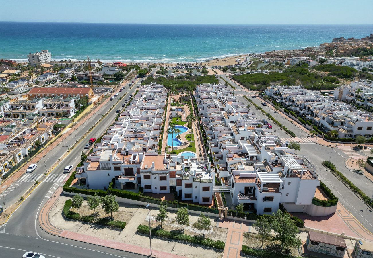 Bungalow en Torrevieja - Pura Vida Beach Apartment by Perfectly Rentals