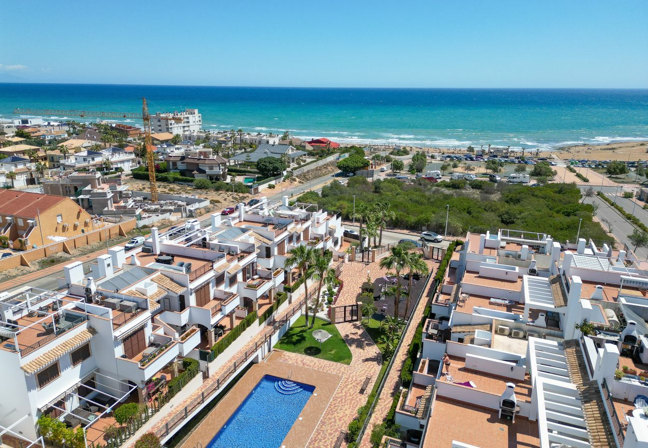 Bungalow en Torrevieja - Pura Vida Beach Apartment by Perfectly Rentals