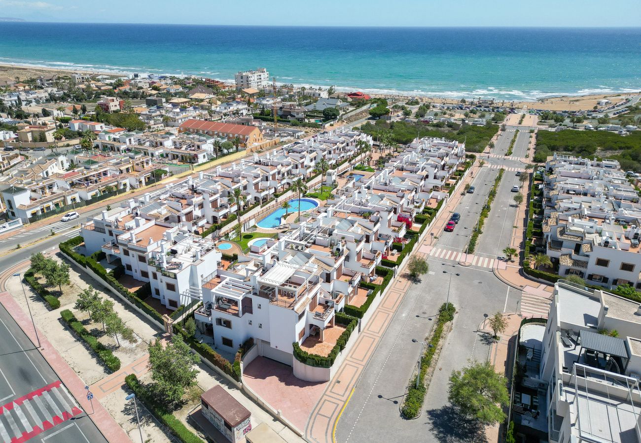 Bungalow en Torrevieja - Pura Vida Beach Apartment by Perfectly Rentals