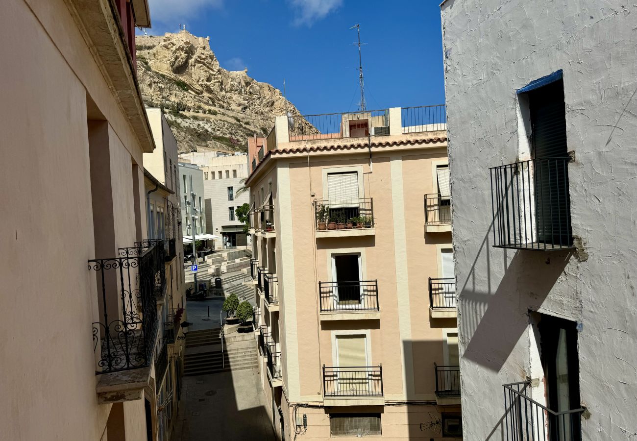 Apartamento en Alicante - Modern Charm in Barrio Alicante