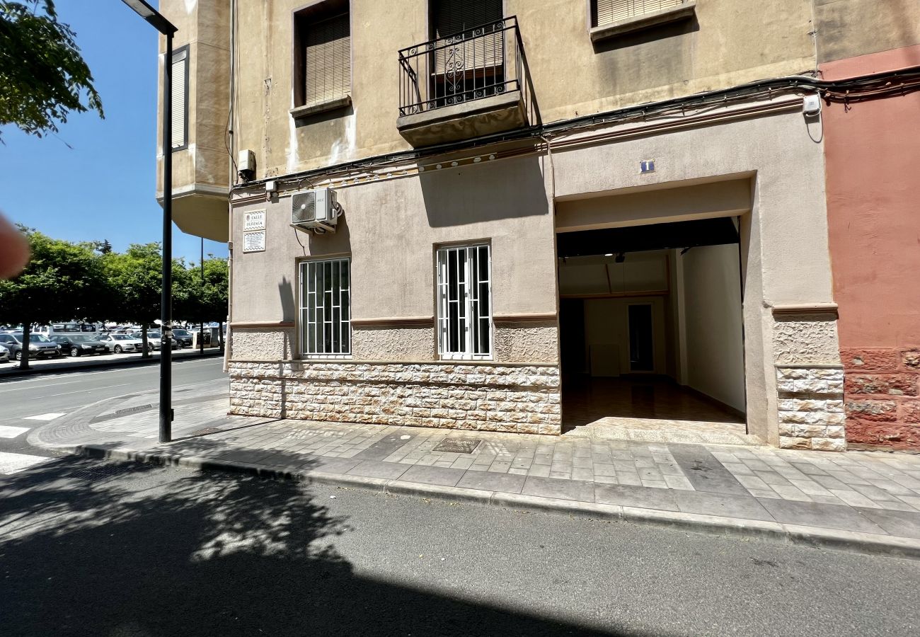 Apartment in Alicante / Alacant - Plaza de Toros by United Renters