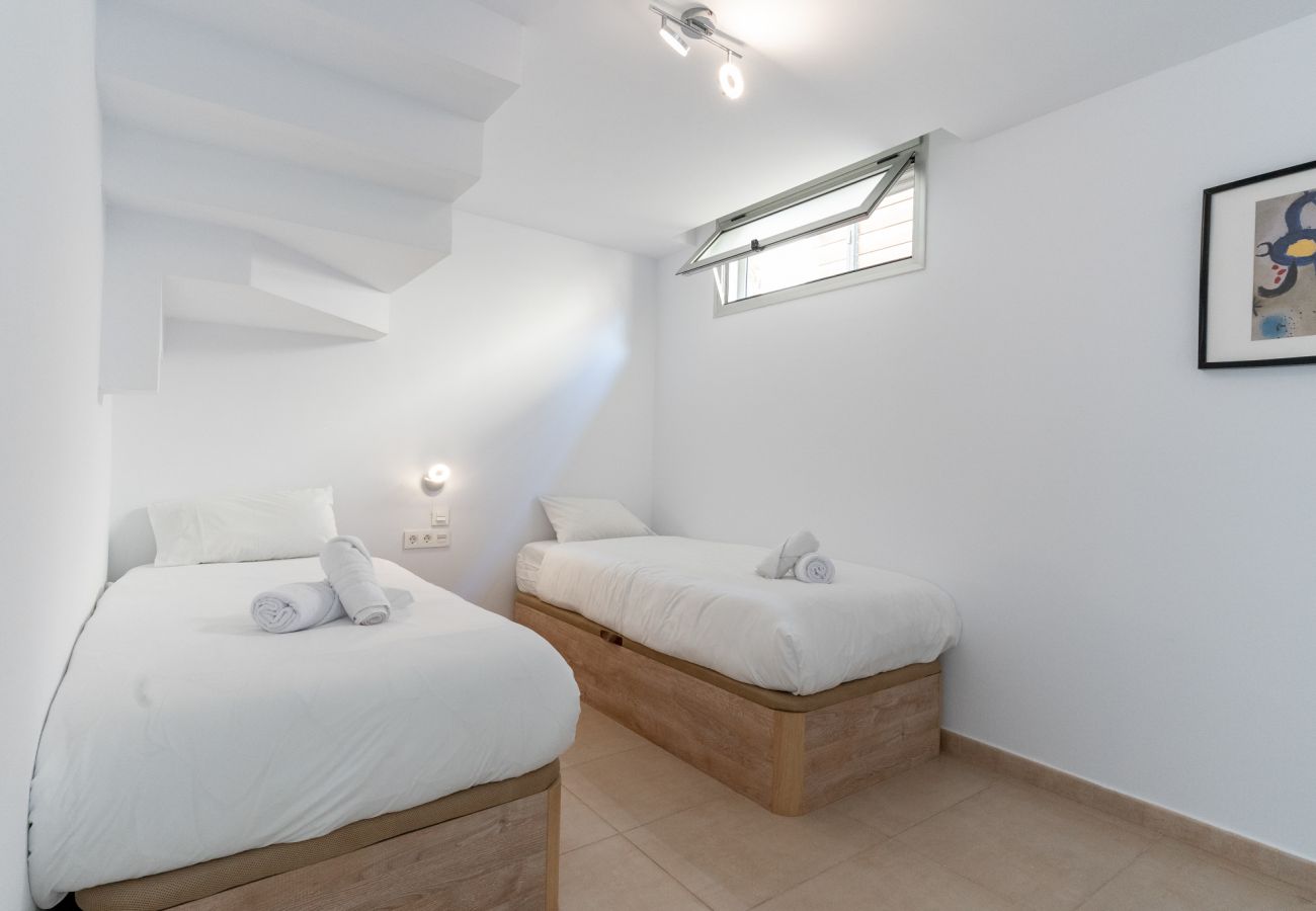 Townhouse in Torrevieja - Gandhi White Villa by Perfectly Rentals