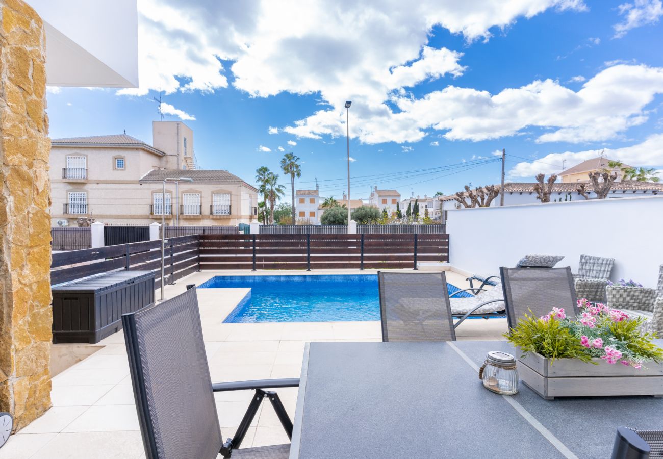 Townhouse in Torrevieja - Gandhi White Villa by Perfectly Rentals