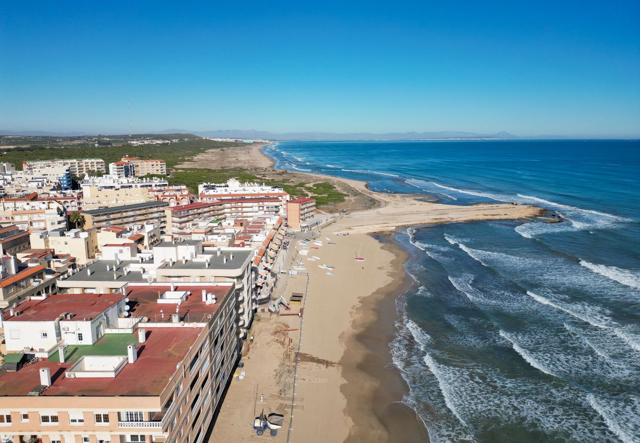 Apartment in Torrevieja - Beach Apartment Green Terrace La Mata