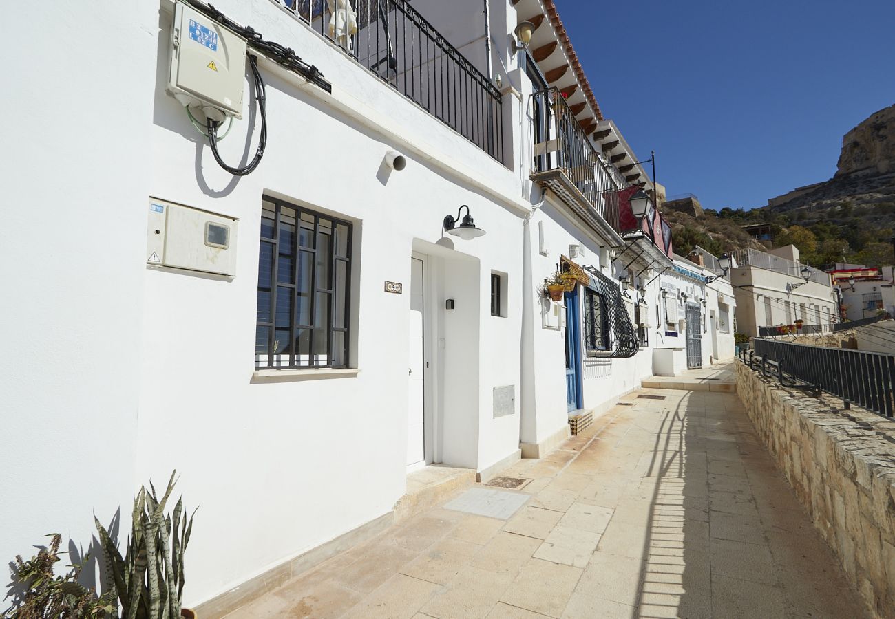 Apartment in Alicante / Alacant - Casa En Las Rocas