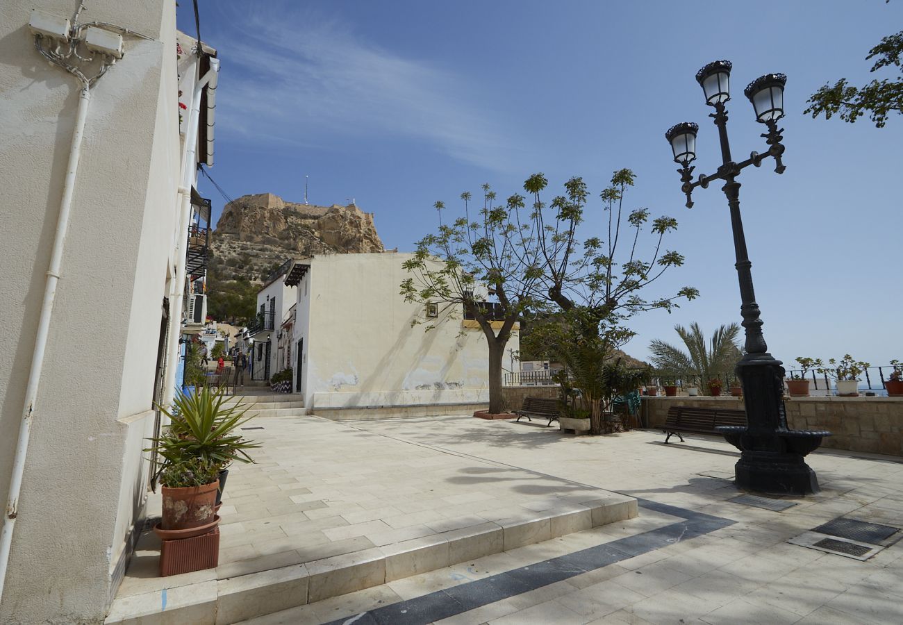 Apartment in Alicante / Alacant - Casa En Las Rocas