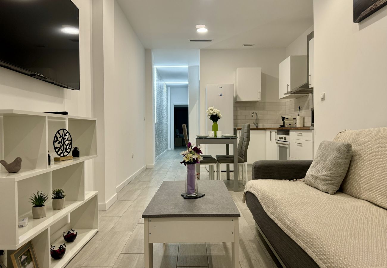 Apartment in Alicante / Alacant - Alcalá Galiano 81 by United Renters